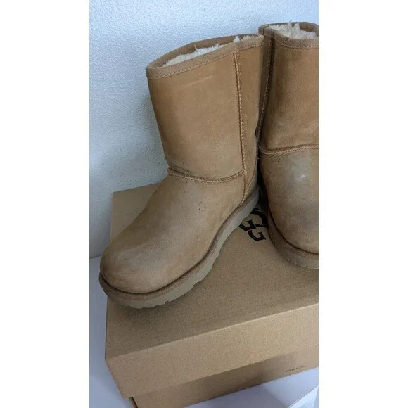 UGG Kids Classic Boots Size 2 Short Weather K/1019646K Chestnut 100% Authentic - Picture 7 of 12